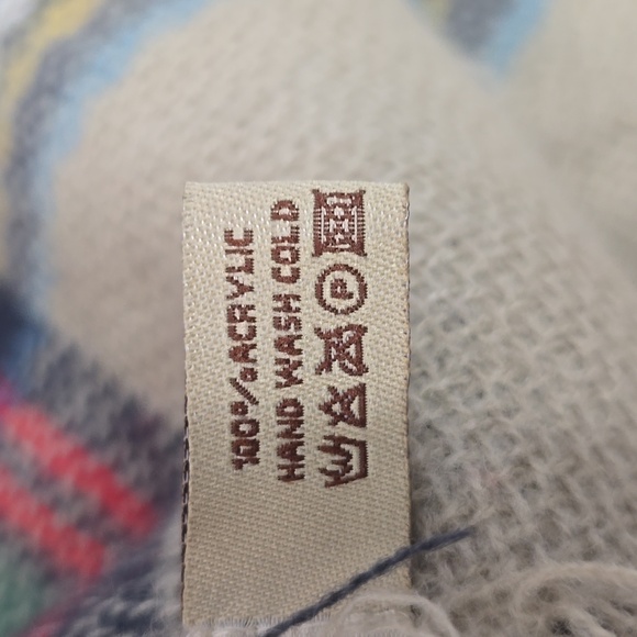 Lava Accessories Blanket Scarf - Picture 4 of 6